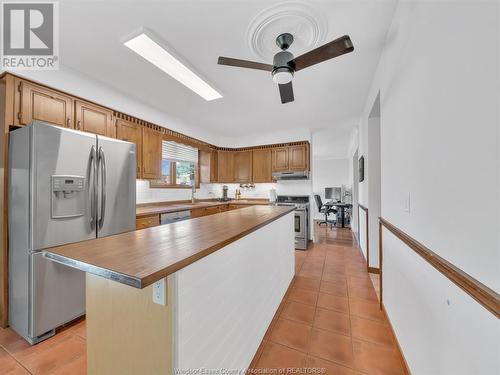 1643 Askin, Windsor, ON - Indoor Photo Showing Kitchen