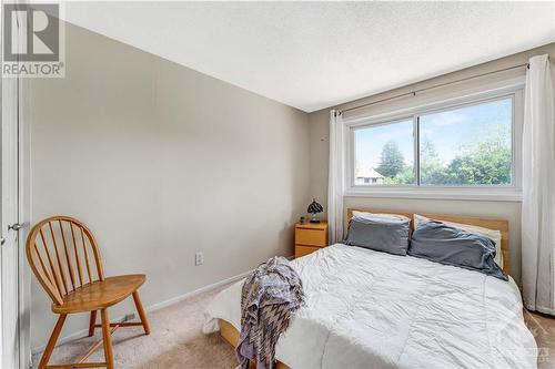 77 Baneberry Crescent, Ottawa, ON - Indoor Photo Showing Bedroom