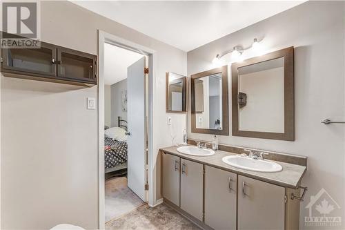 77 Baneberry Crescent, Ottawa, ON - Indoor Photo Showing Bathroom