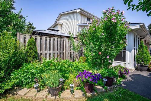 3 Vincent Court, Hamilton, ON - Outdoor