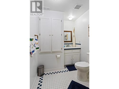 11965  3A Highway, Boswell, BC - Indoor Photo Showing Bathroom