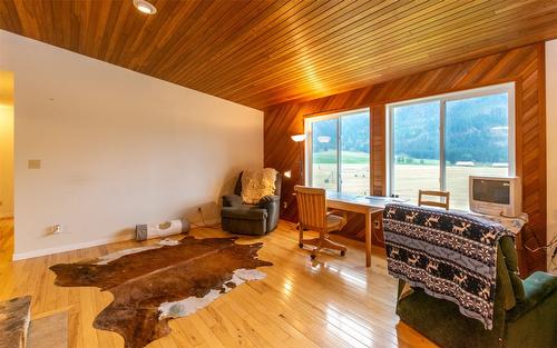 1053 Ptarmigan Road, Chase, BC - Indoor