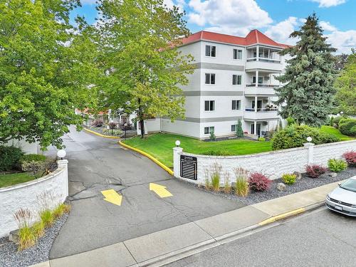 312-3155 Demontreuil Court, Kelowna, BC - Outdoor With Balcony