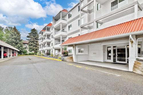 312-3155 Demontreuil Court, Kelowna, BC - Outdoor With Balcony With Facade