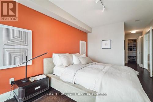 3402 - 2181 Yonge Street, Toronto (Mount Pleasant West), ON - Indoor Photo Showing Bedroom