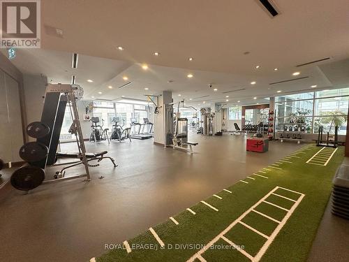 3402 - 2181 Yonge Street, Toronto (Mount Pleasant West), ON - Indoor Photo Showing Gym Room