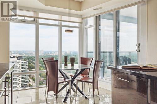 3402 - 2181 Yonge Street, Toronto (Mount Pleasant West), ON - Indoor Photo Showing Dining Room