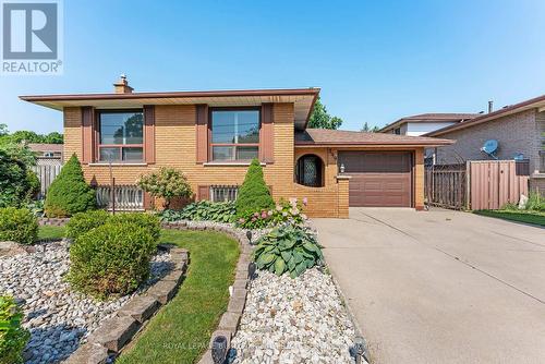 299 Eastdale Boulevard, Hamilton (Stoney Creek), ON - Outdoor