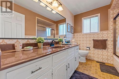 299 Eastdale Boulevard, Hamilton (Stoney Creek), ON - Indoor Photo Showing Bathroom