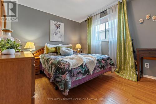 299 Eastdale Boulevard, Hamilton (Stoney Creek), ON - Indoor Photo Showing Bedroom