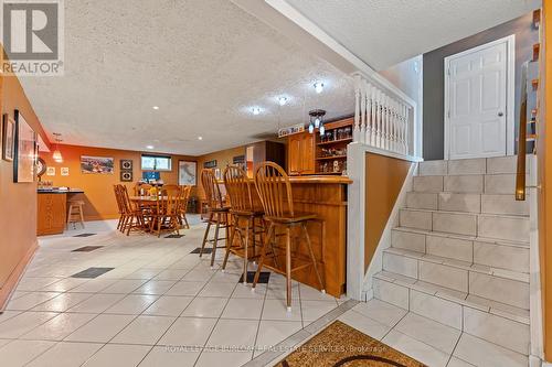 299 Eastdale Boulevard, Hamilton (Stoney Creek), ON - Indoor