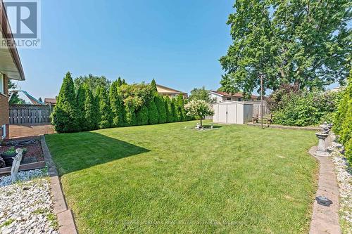 299 Eastdale Boulevard, Hamilton (Stoney Creek), ON - Outdoor With Backyard