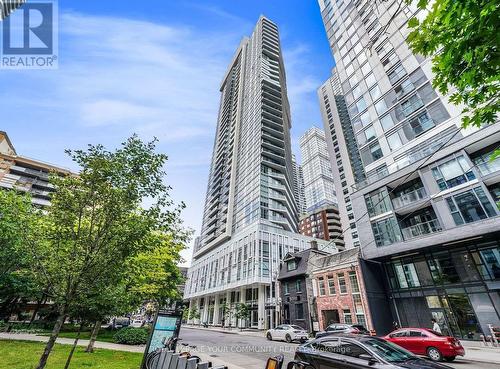 Ph-6 - 77 Mutual Street, Toronto (Church-Yonge Corridor), ON - Outdoor With Facade