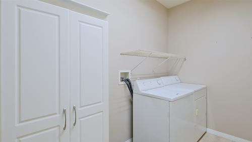 108-1962 Enterprise Way, Kelowna, BC - Indoor Photo Showing Laundry Room