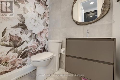 137 High Street W, Mississauga (Port Credit), ON - Indoor Photo Showing Bathroom