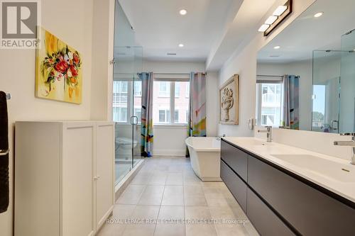 137 High Street W, Mississauga (Port Credit), ON - Indoor Photo Showing Bathroom