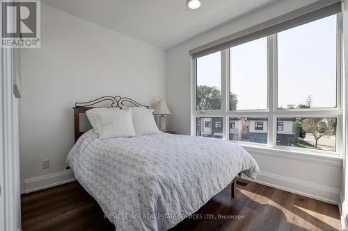 137 High Street W, Mississauga (Port Credit), ON - Indoor Photo Showing Bedroom