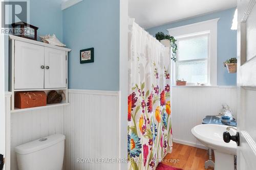 59 Woodland Avenue, St. Catharines, ON - Indoor Photo Showing Bathroom