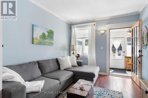 59 Woodland Avenue, St. Catharines, ON - Indoor Photo Showing Living Room