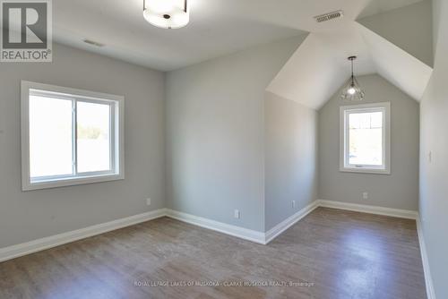 39 Gateway Drive, Gravenhurst, ON - Indoor Photo Showing Other Room