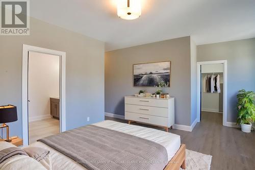 39 Gateway Drive, Gravenhurst, ON - Indoor Photo Showing Bedroom