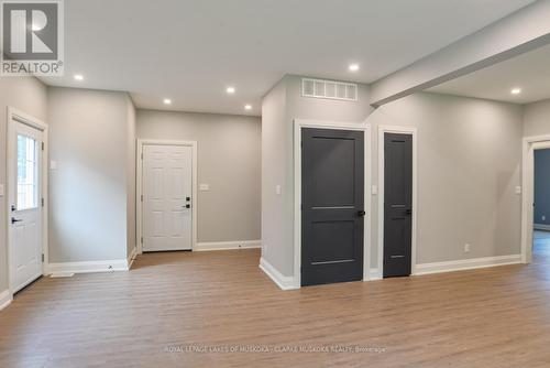 39 Gateway Drive, Gravenhurst, ON - Indoor Photo Showing Other Room