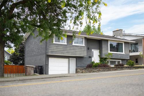 1203 39 Avenue, Vernon, BC - Outdoor With Facade