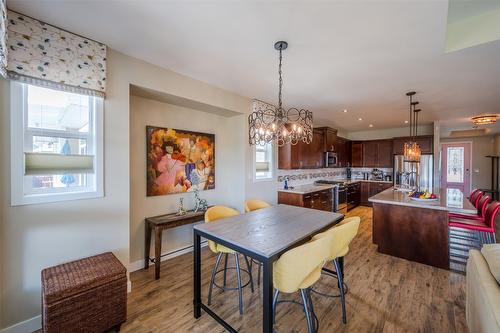 955 Holden Road, Penticton, BC - Indoor Photo Showing Dining Room