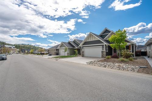 955 Holden Road, Penticton, BC - Outdoor With Facade