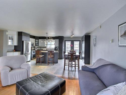 Overall view - 499  - 501 8E Avenue, Val-D'Or, QC - Indoor Photo Showing Living Room