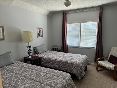 408-5110 Cordova Bay Rd, Saanich, BC - Indoor Photo Showing Bedroom