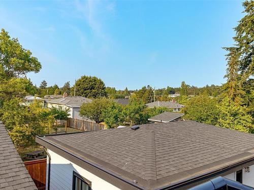 1608 Derby Rd, Saanich, BC 