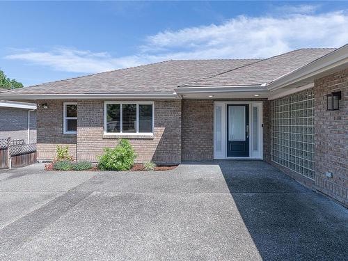 2216 Tarn Pl, Duncan, BC 