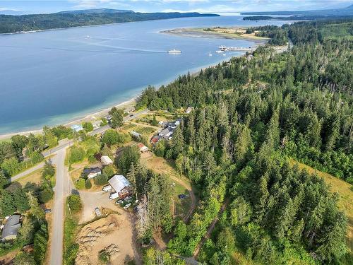 6689 Island Hwy South, Fanny Bay, BC 