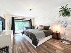 Master bedroom - 