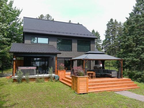 Back facade - 1650 Ch. De La Vigilance, Shawinigan, QC - Outdoor With Deck Patio Veranda