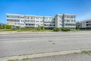 409-195 Warren Avenue, Penticton, BC  - Outdoor With Balcony With Facade 