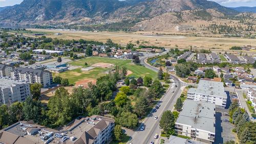 409-195 Warren Avenue, Penticton, BC - Outdoor With View