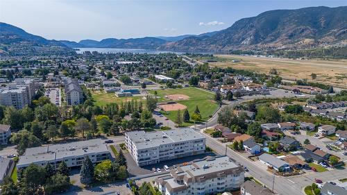 409-195 Warren Avenue, Penticton, BC - Outdoor With View