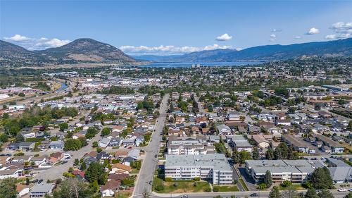 409-195 Warren Avenue, Penticton, BC - Outdoor With View