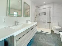 Ensuite bathroom - 