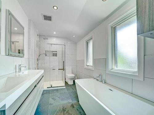 Ensuite bathroom - 465 Av. Lethbridge, Mont-Royal, QC - Indoor Photo Showing Bathroom