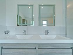 Ensuite bathroom - 