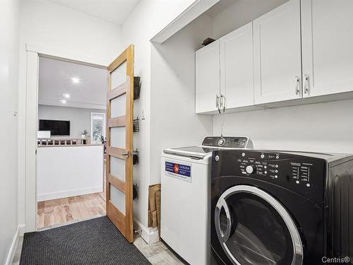 Laundry room - 239  - 241 Rue De La Rivière, Bedford - Ville, QC - Indoor Photo Showing Laundry Room