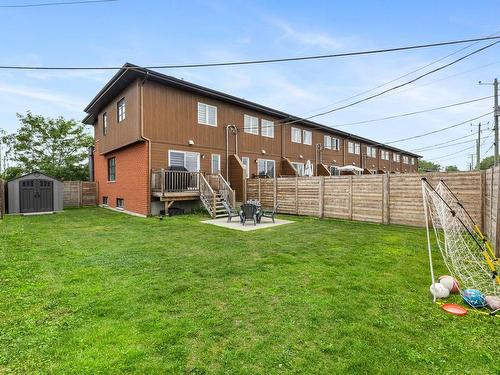 Backyard - 318 Av. André-Chartrand, Vaudreuil-Dorion, QC 