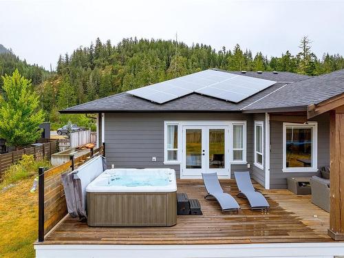 9444 Marble Bay Rd, Lake Cowichan, BC 