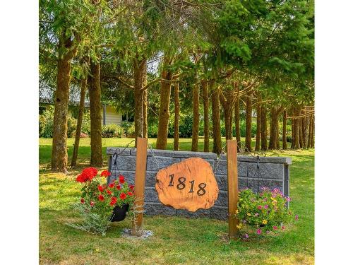 1818 Sachts Rd, Sayward, BC 