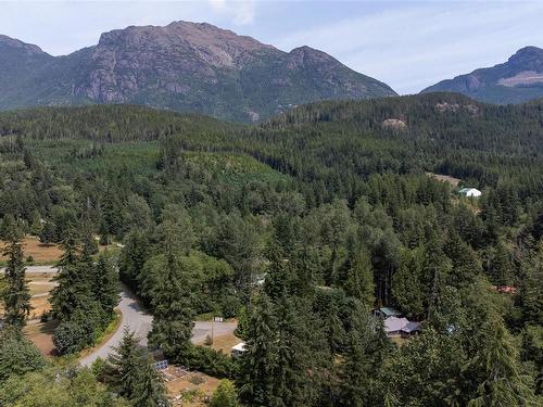 1818 Sachts Rd, Sayward, BC 