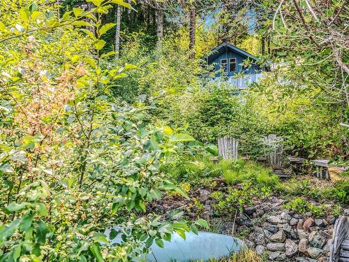 2308 South Lake Rd, Qualicum Beach, BC 