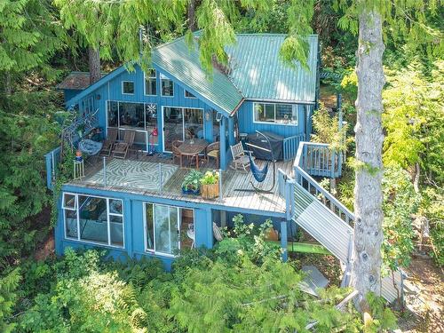 2308 South Lake Rd, Qualicum Beach, BC 